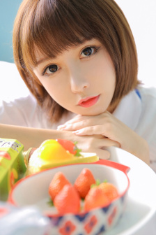 偸拍90女孩用避孕套